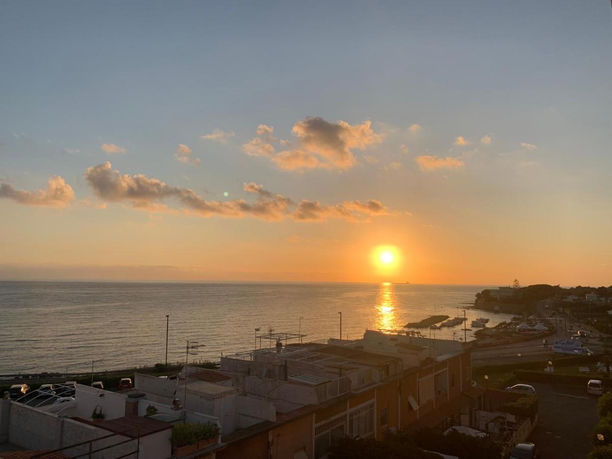 Sunset Apartment Санта Маринела Екстериор снимка