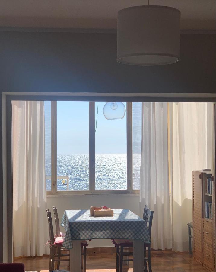 Sunset Apartment Санта Маринела Екстериор снимка